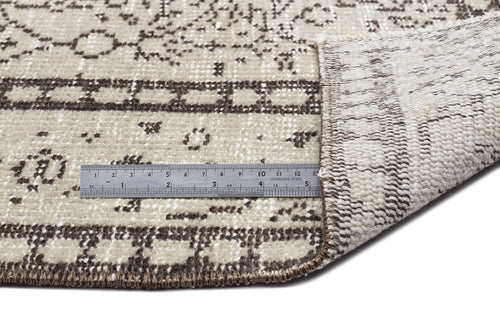 Load image 1 in gallery view. Masula - Vintage Floral Rug - 5'11 X 8'10