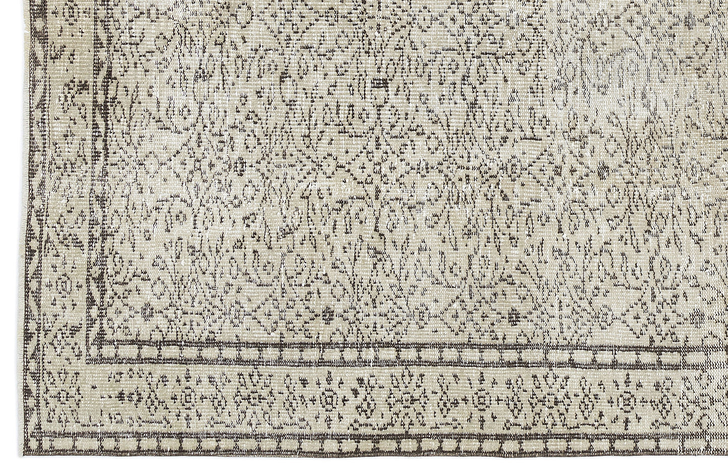 Masula - Vintage Floral Rug - 5'11 X 8'10