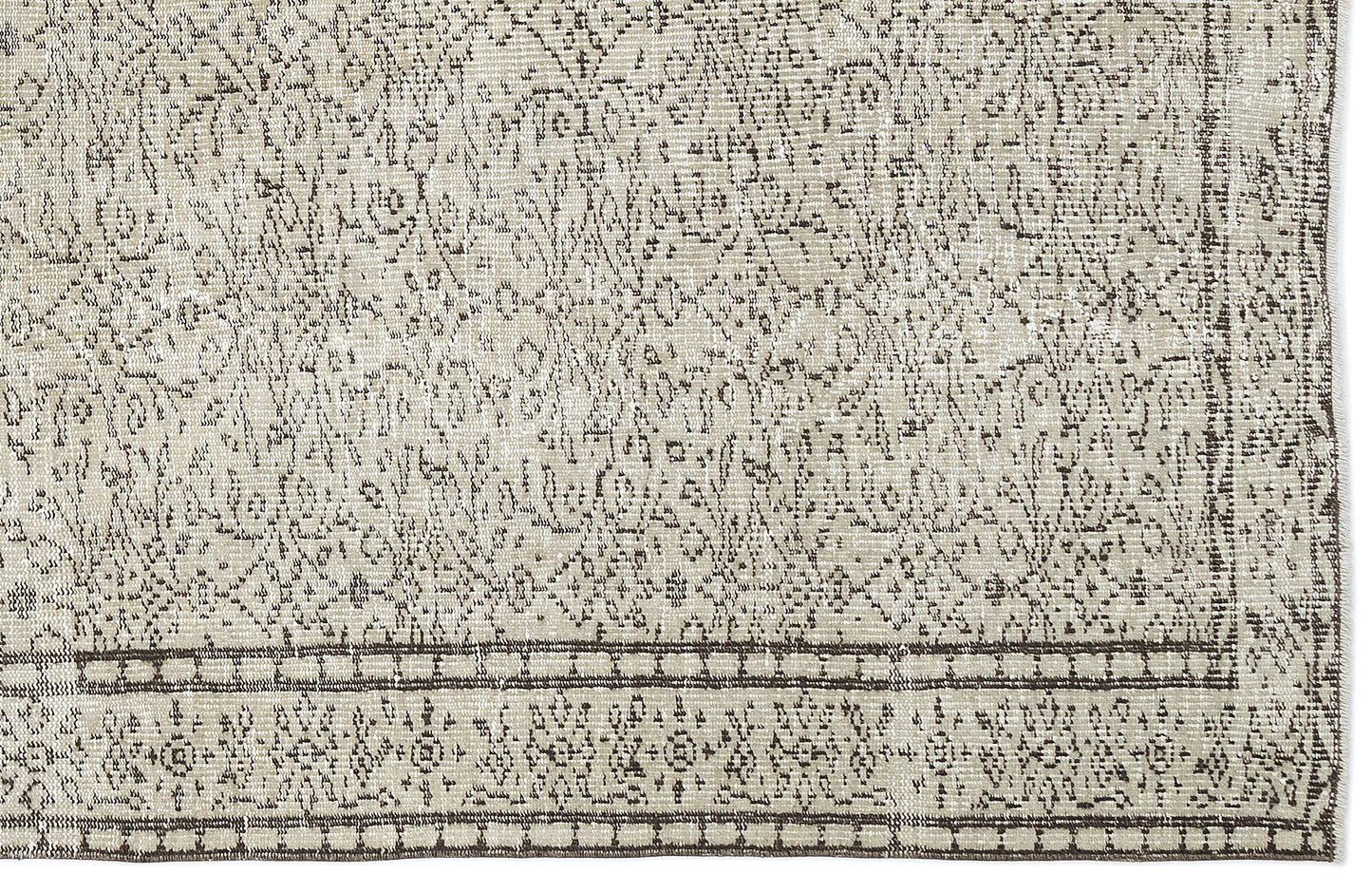 Masula - Vintage Floral Rug - 5'11 X 8'10