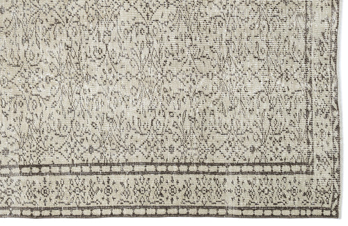 Load image 1 in gallery view. Masula - Vintage Floral Rug - 5'11 X 8'10