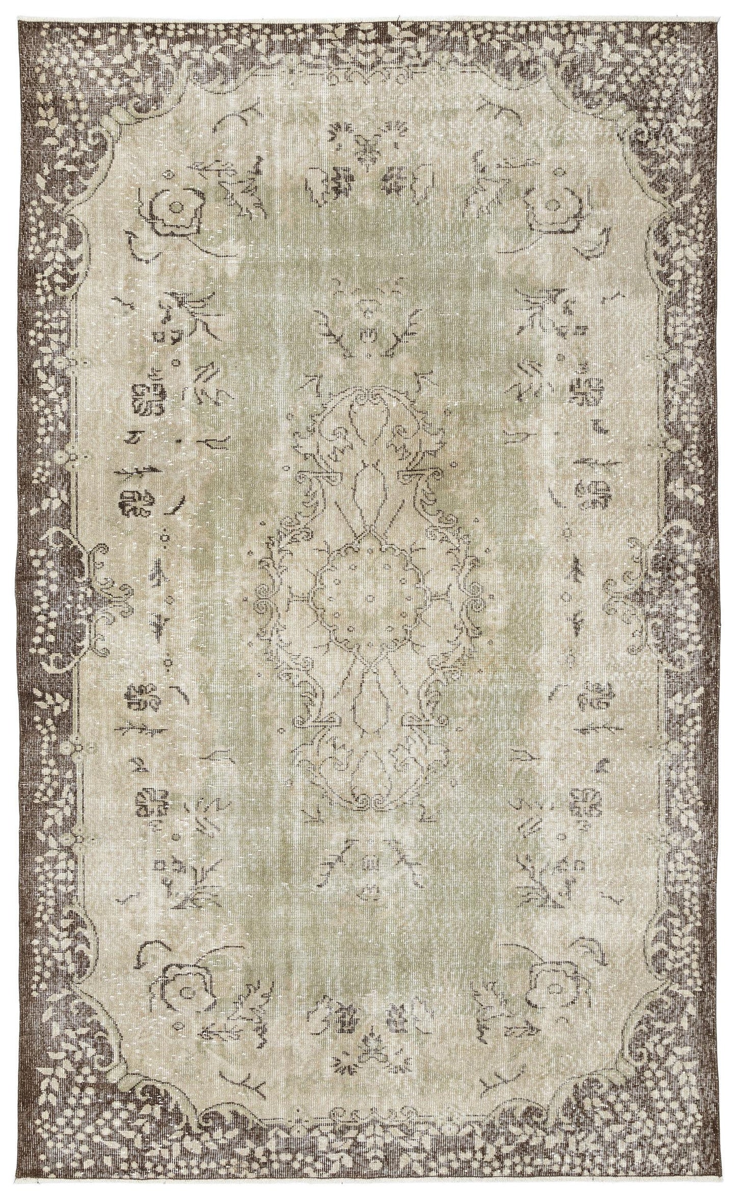 Kisean - Vintage Medallion Rug - 6'1 X 10'0