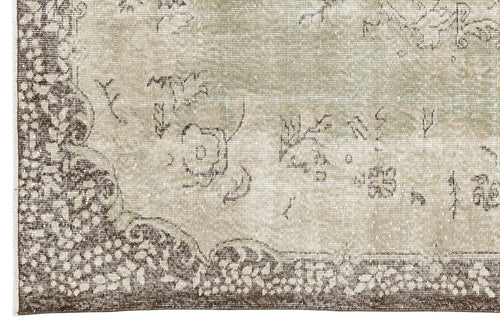 Load image 1 in gallery view. Kisean - Vintage Medallion Rug - 6'1 X 10'0
