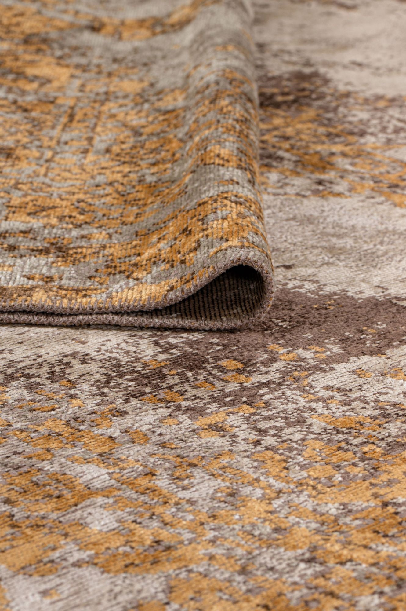 Golden Fade Area Rug APX1922